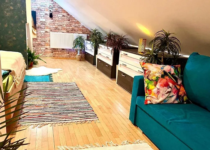 Duplex 2 With Quiet Terrace On Wenceslas Square Lägenhet *