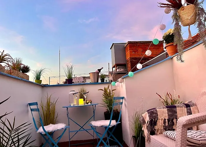 Duplex 2 With Quiet Terrace On Wenceslas Square Lägenhet *