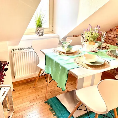 شقة Duplex 2 With Quiet Terrace On Wenceslas Square *