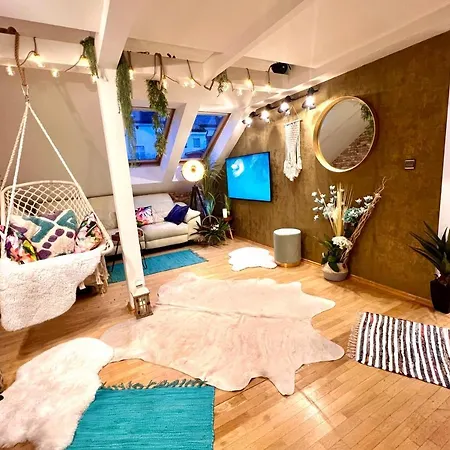 Duplex 2 With Quiet Terrace On Wenceslas Square Apartamento