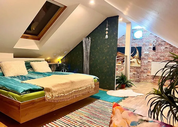 Duplex 2 With Quiet Terrace On Wenceslas Square Apartmán *
